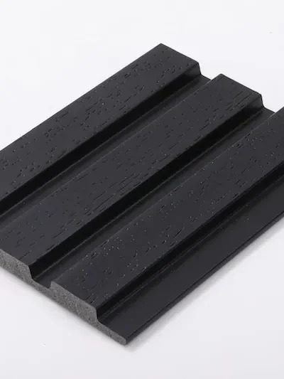 listones decorativos de madera negro